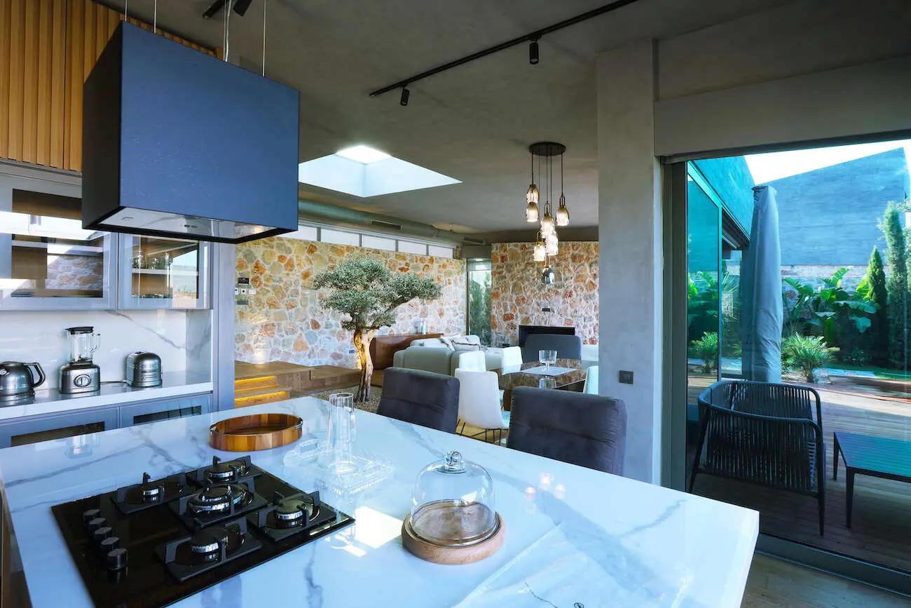 Modern kitchen